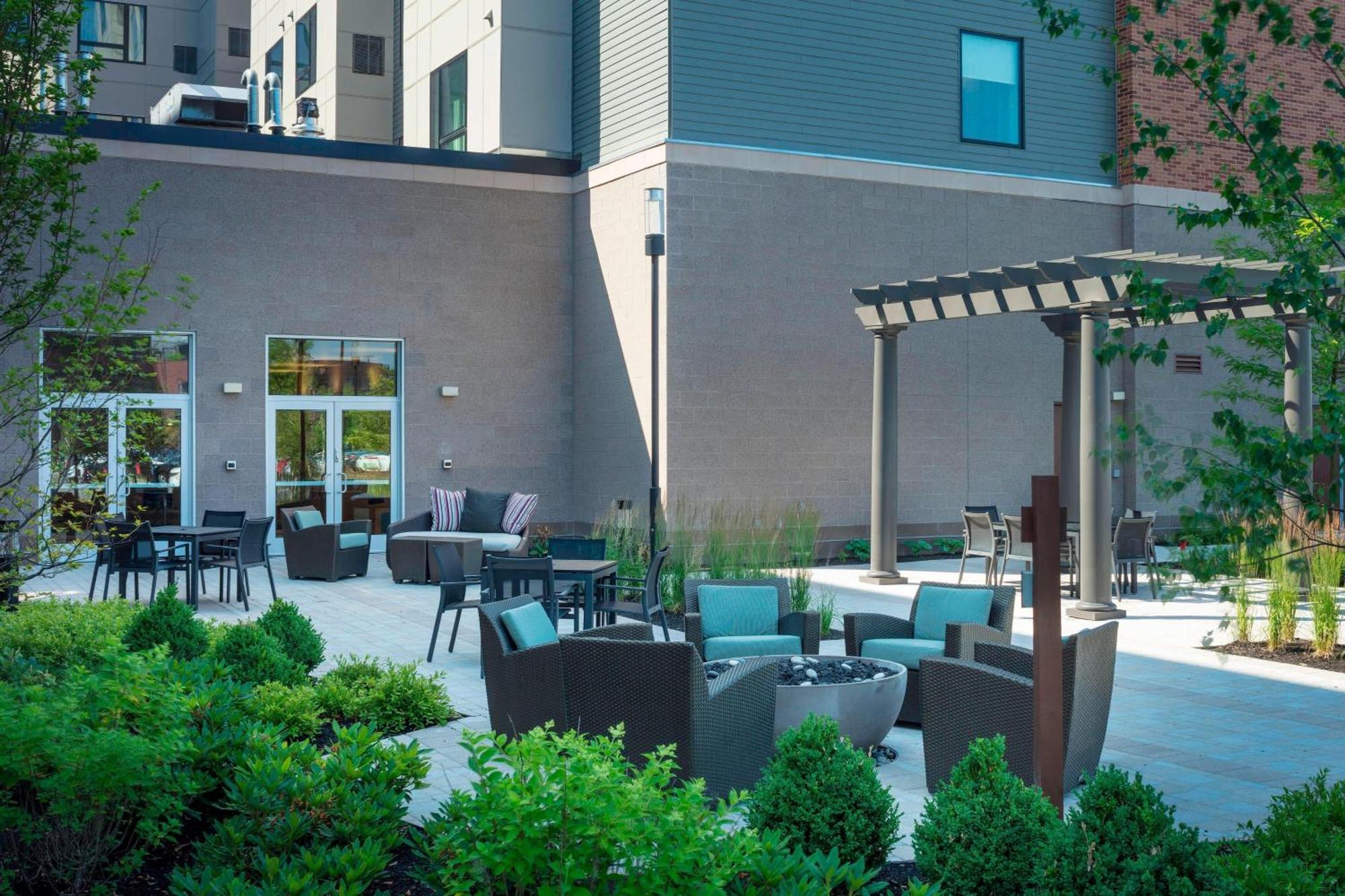 Residence Inn By Marriott Boston Берлингтон Экстерьер фото